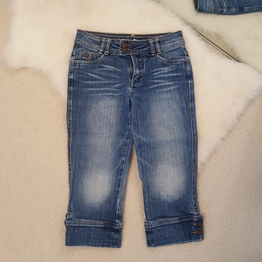 Limited Too Capri pants